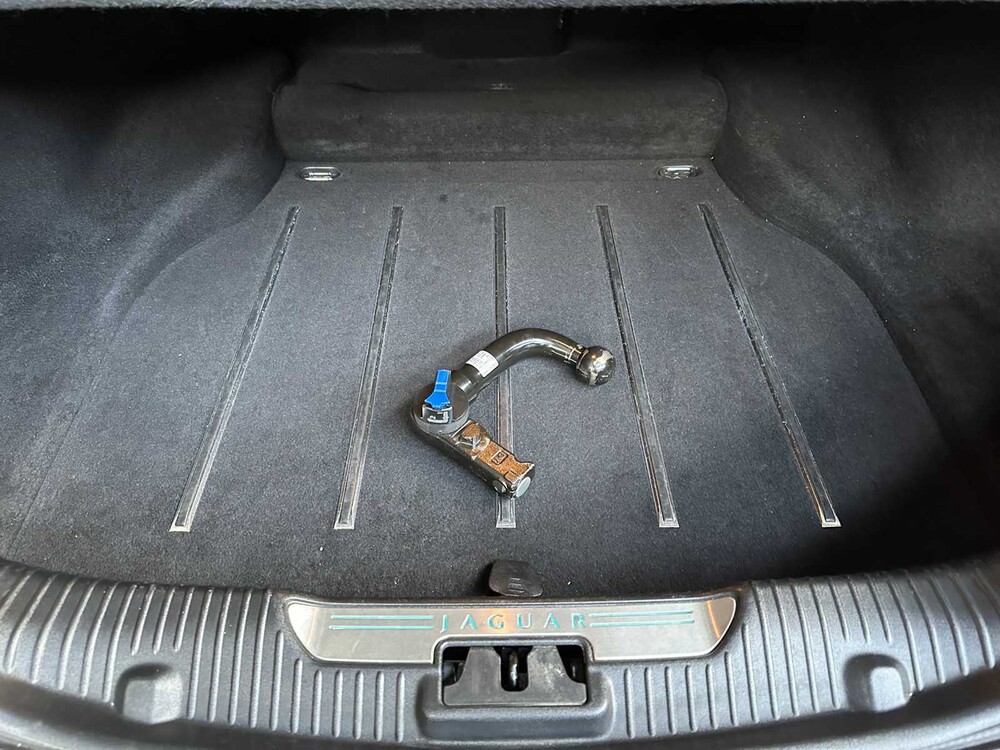 Jaguar XJ 3.0 V6D Portfolio 275 PS 2012