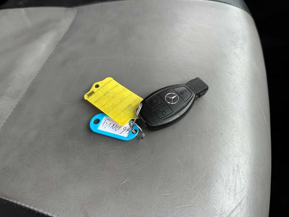 Mercedes-Benz Sprinter Camper 9-Sitzer VIP 190 PS 2011, 46-PNV-9