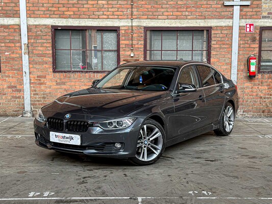 BMW 320i High Executive 184 PS 2012 3er, 75-XGB-4