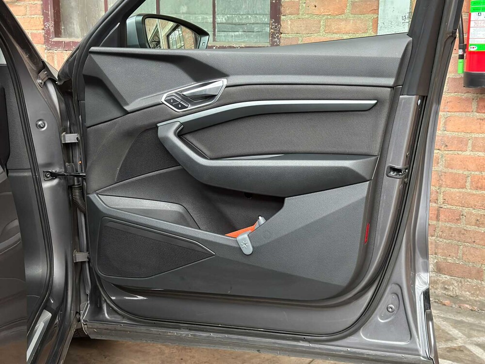 Audi e-tron 50 Quattro Business Edition 71 kWh 313 PS 2020 (Original-NL+1. Besitzer), K-238-JJ