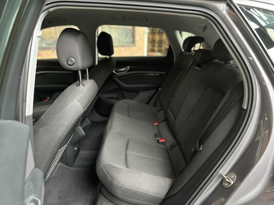 Audi e-tron 50 Quattro Business Edition 71 kWh 313pk 2020 (Origineel-NL+1e eigenaar), K-238-JJ