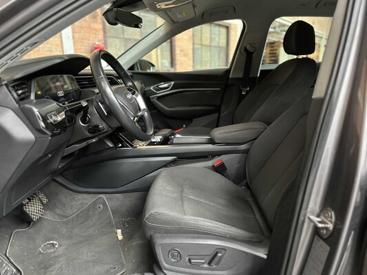 Audi e-tron 50 Quattro Business Edition 71 kWh 313pk 2020 (Origineel-NL+1e eigenaar), K-238-JJ