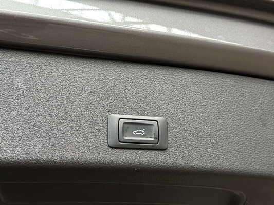 Audi e-tron 50 Quattro Business Edition 71 kWh 313pk 2020 (Origineel-NL+1e eigenaar), K-238-JJ