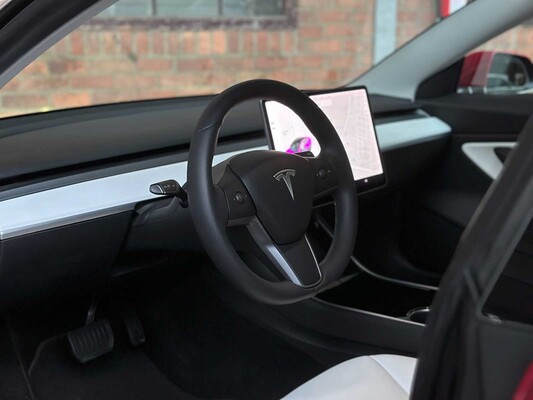 Tesla Model 3 Long Range AWD 75kWh 441pk 2019, G-003-LT