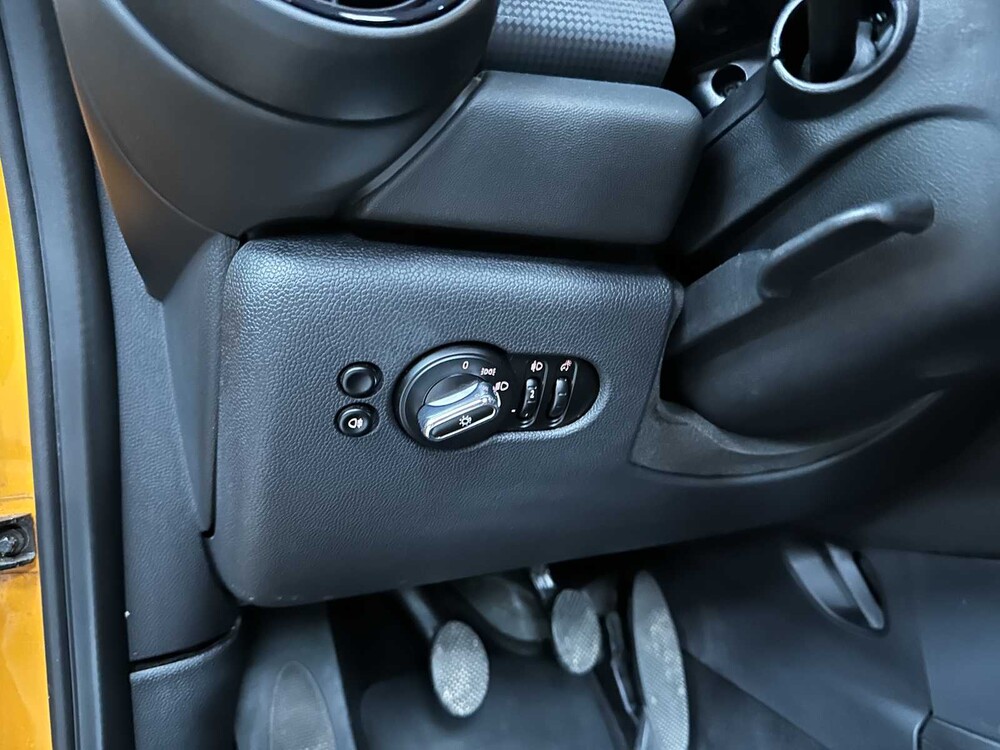 Mini Cooper Business 1,5 136 PS 2016 (Original-NL), JF-468-B