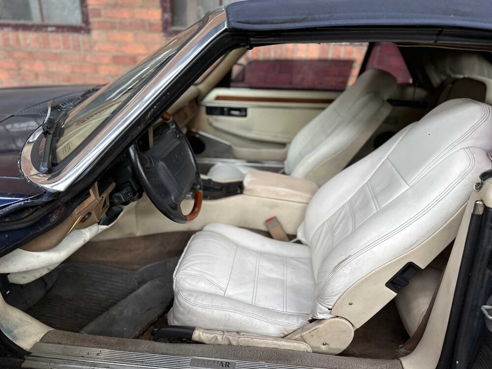 Jaguar XJS Cabriolet 4,0 6-Zoll-Reihenmotor 240 PS 1996