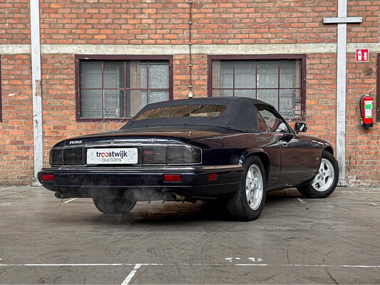 Jaguar XJS Cabriolet 4,0 6-Zoll-Reihenmotor 240 PS 1996