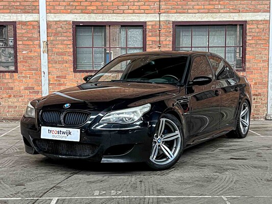 BMW M5 5.0 V10 E60 507pk 2008 5-Serie YOUNGTIMER