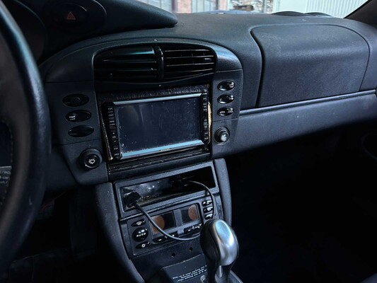 Porsche 911 Carrera 4 3.4 996 300pk 1999 Youngtimer