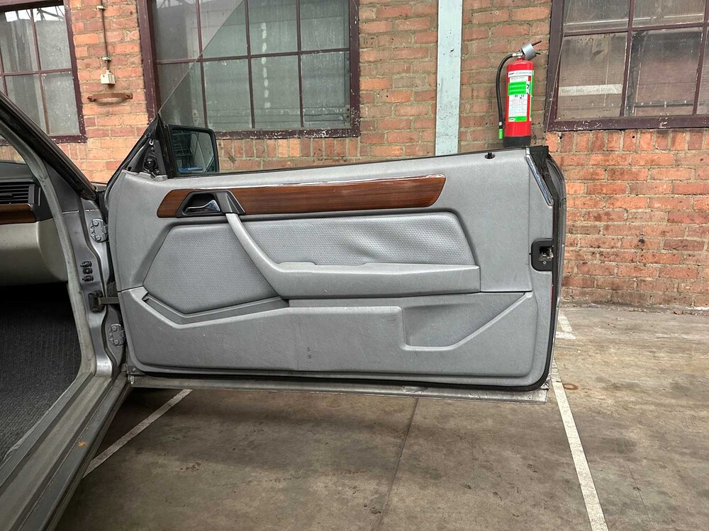 Mercedes-Benz 300 CE 200-500 (W124) 179 PS 1988, LZ-BS-56