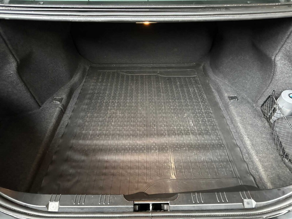 BMW 525i Business Line Edition II 218 PS 2009 5er, 71-JXB-8 Youngtimer