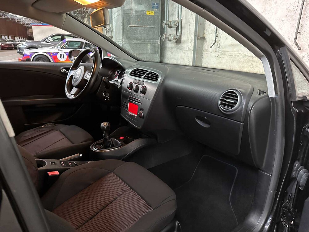 SEAT Leon 1.6 Sport 102HP 2008, KB-713-G