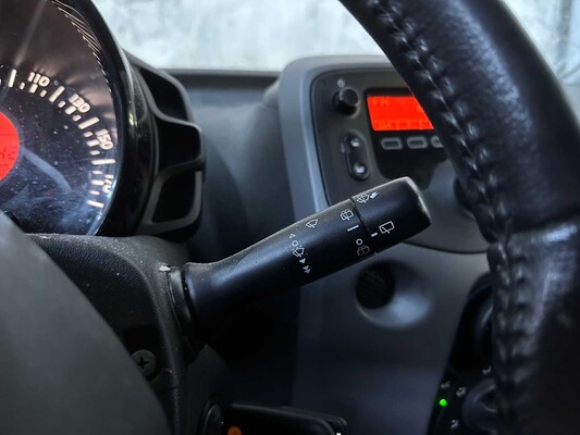 Peugeot 108 1.0 e-VTi Active 72 PS 2021 (Erstbesitzer), L-735-VT