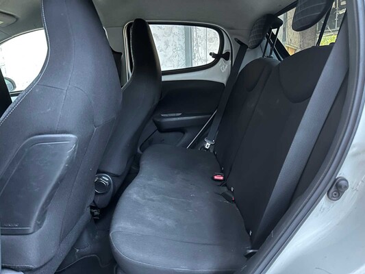 Peugeot 108 1.0 e-VTi Active 72 PS 2021 (Erstbesitzer), L-735-VT