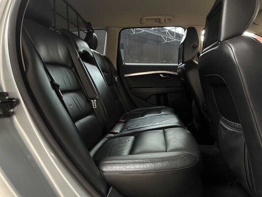 Volvo V70 3,0 T6 Allradantrieb Summum 286 PS 2008, JNJ-06-P