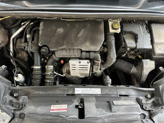 Citroen C4 1.2 PureT.Feel Coll. 110pk 2016, RK-602-V