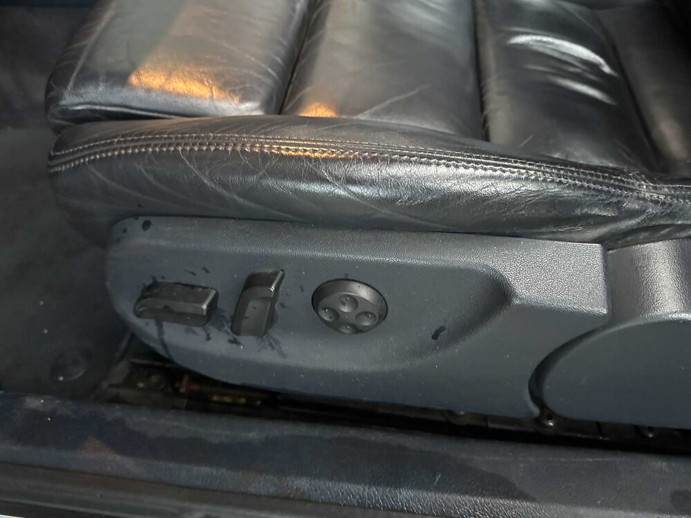 Audi A4 Cabriolet 3.0 V6 Exclusive 220pk 2003 -Automaat-, 38-LR-TT