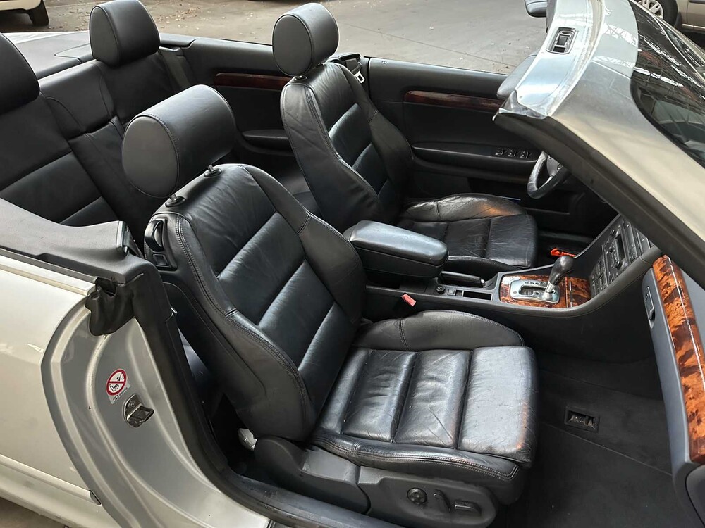 Audi A4 Cabriolet 3.0 V6 Exclusive 220hp 2003 -Automatic-, 38-LR-TT