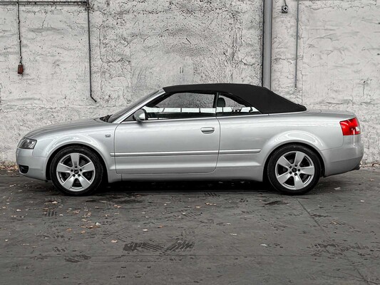 Audi A4 Cabriolet 3.0 V6 Exclusive 220pk 2003 -Automaat-, 38-LR-TT