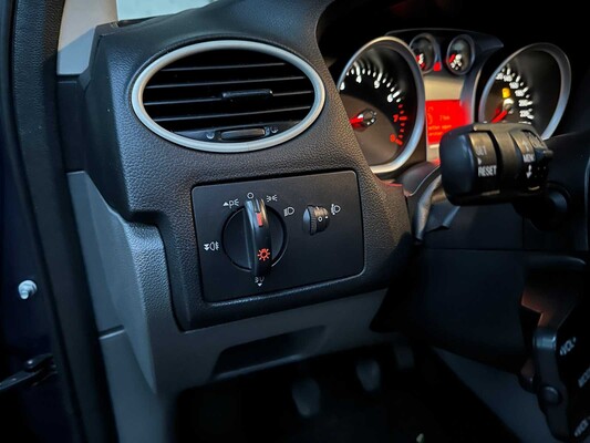 Ford Focus Kombi 1,6 Comfort 101 PS 2012, 01-SZV-4