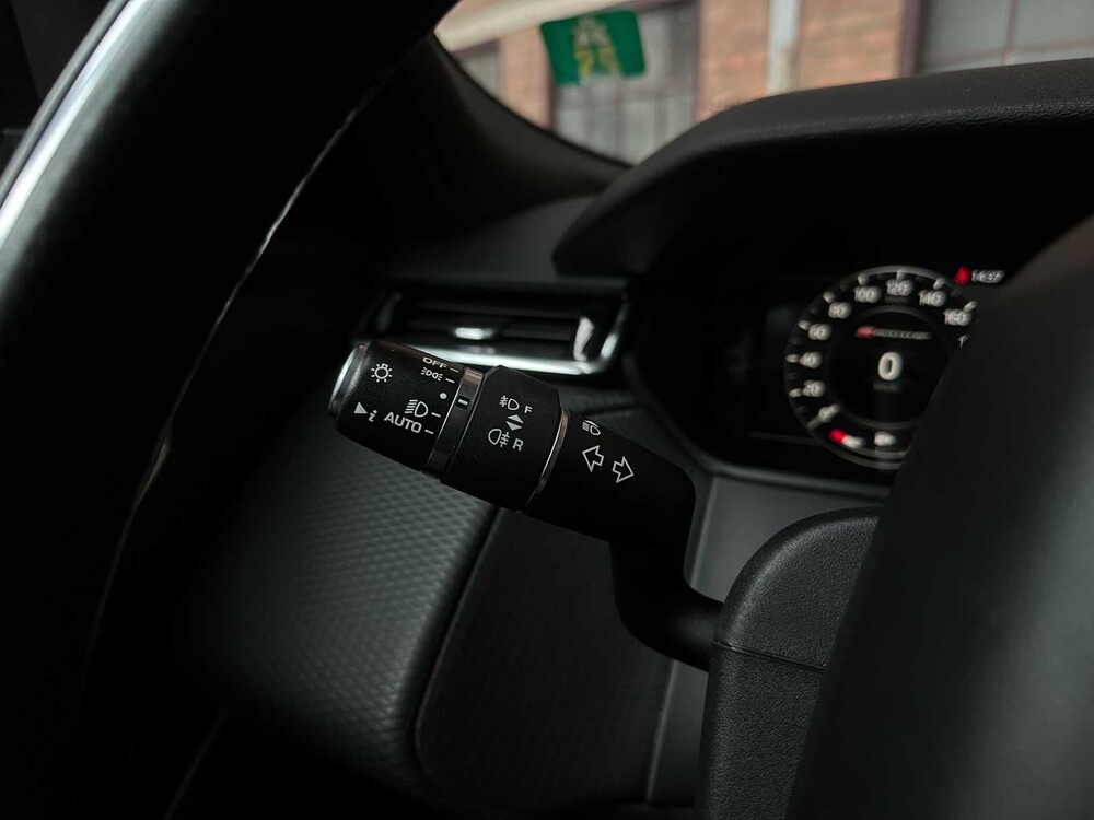 Land Rover Range Rover Velar 2.0 I4 AWD R-Dynamic SE 241pk 2017 (Origineel-NL), PX-296-F