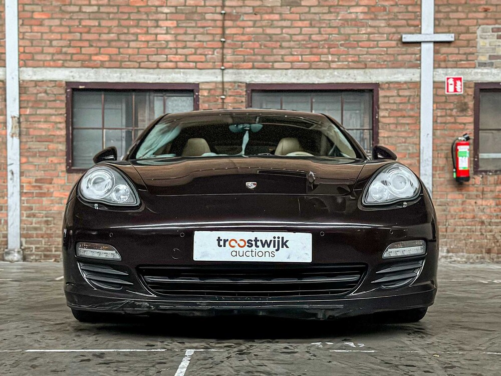 Porsche Panamera 3,6 V6 305 PS 2013