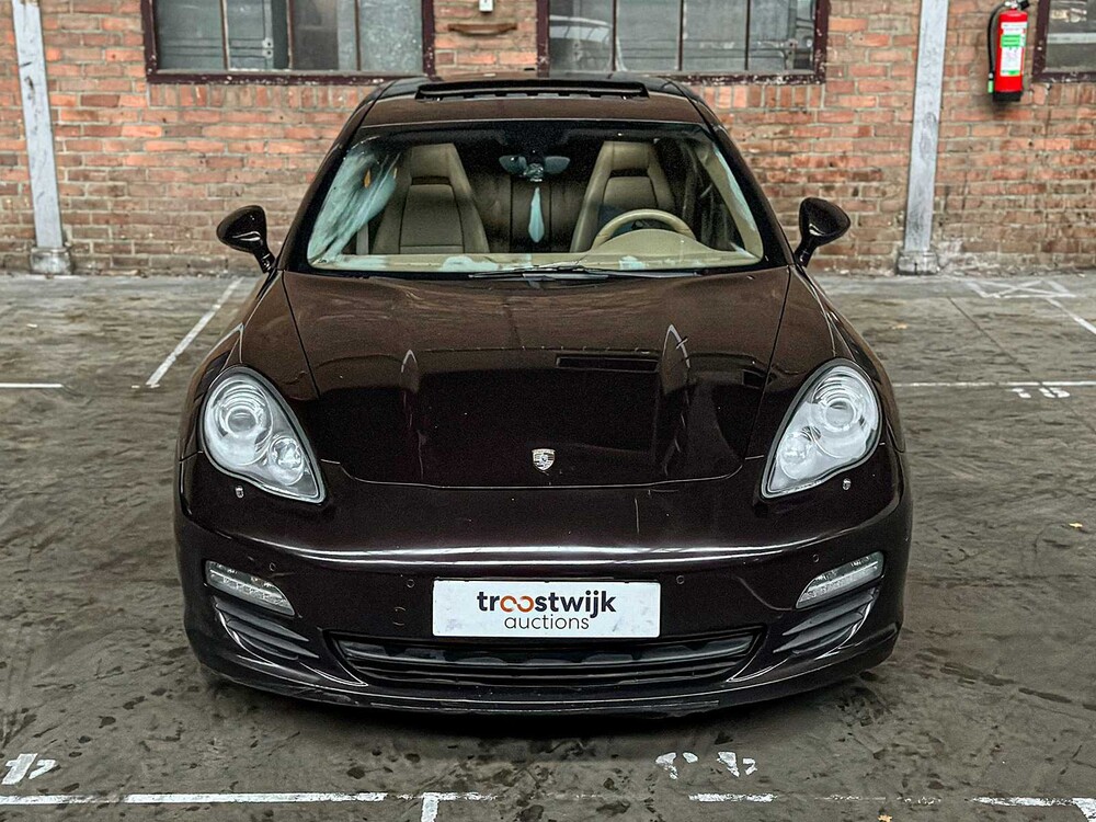 Porsche Panamera 3,6 V6 305 PS 2013
