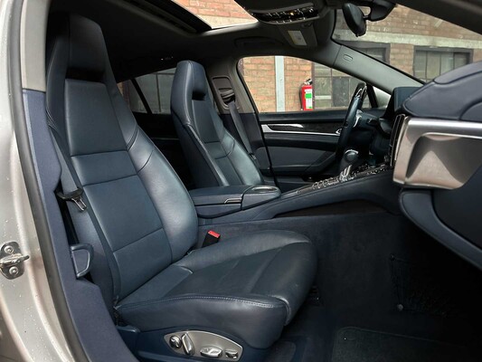Porsche Panamera 3,6 V6 300 PS 2011