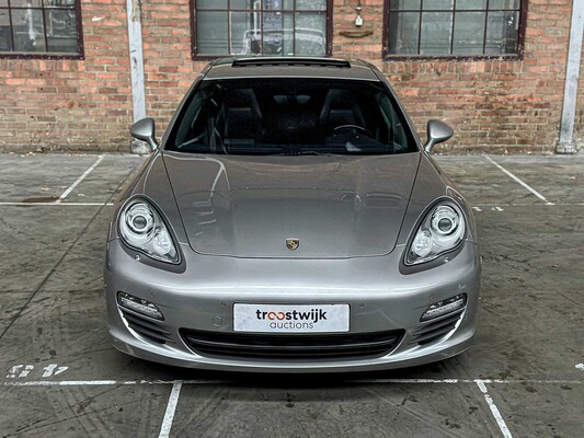 Porsche Panamera 3,6 V6 300 PS 2011