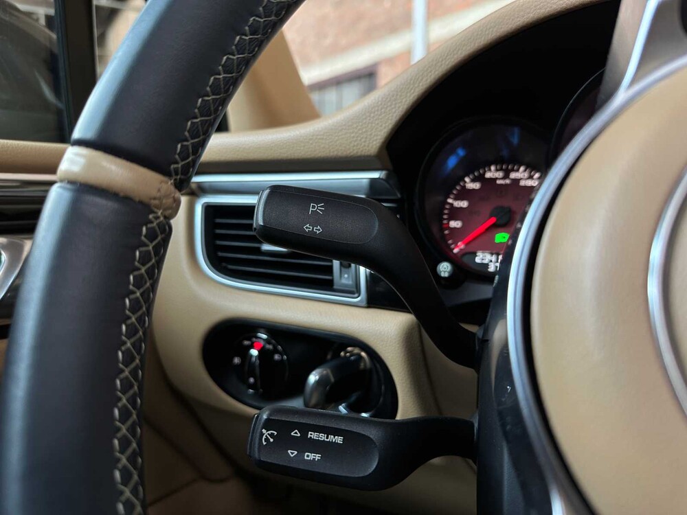 Porsche Macan S 3.0 V6 350 PS 2015