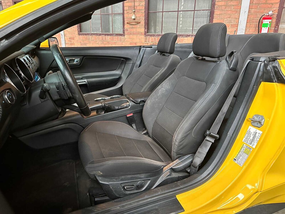 Ford Mustang 3.7 V6 300pk 2014 Cabriolet