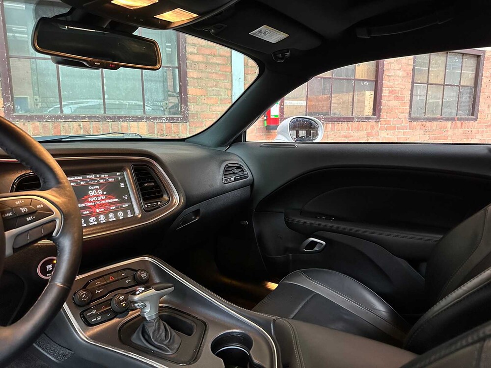 Dodge Challenger SXT PLUS 3,6 V6 305 PS 2015