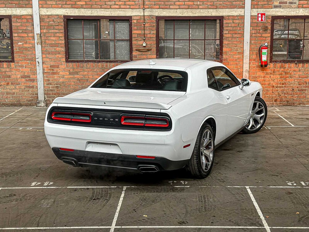 Dodge Challenger SXT PLUS 3,6 V6 305 PS 2015