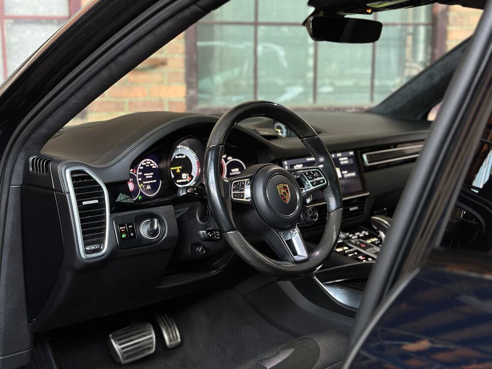 Porsche Cayenne Coupe Turbo S E-Hybrid 4.0 V8 -TECHART CARBON- 680hp 2020 (Original-NL), J-707-RT