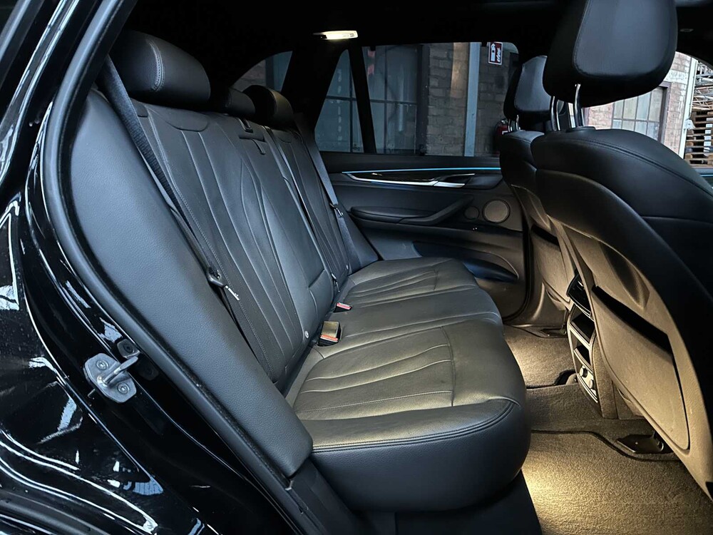 BMW X5 xDrive50i High Executive 4.4 V8 449pk 2015, J-245-HD