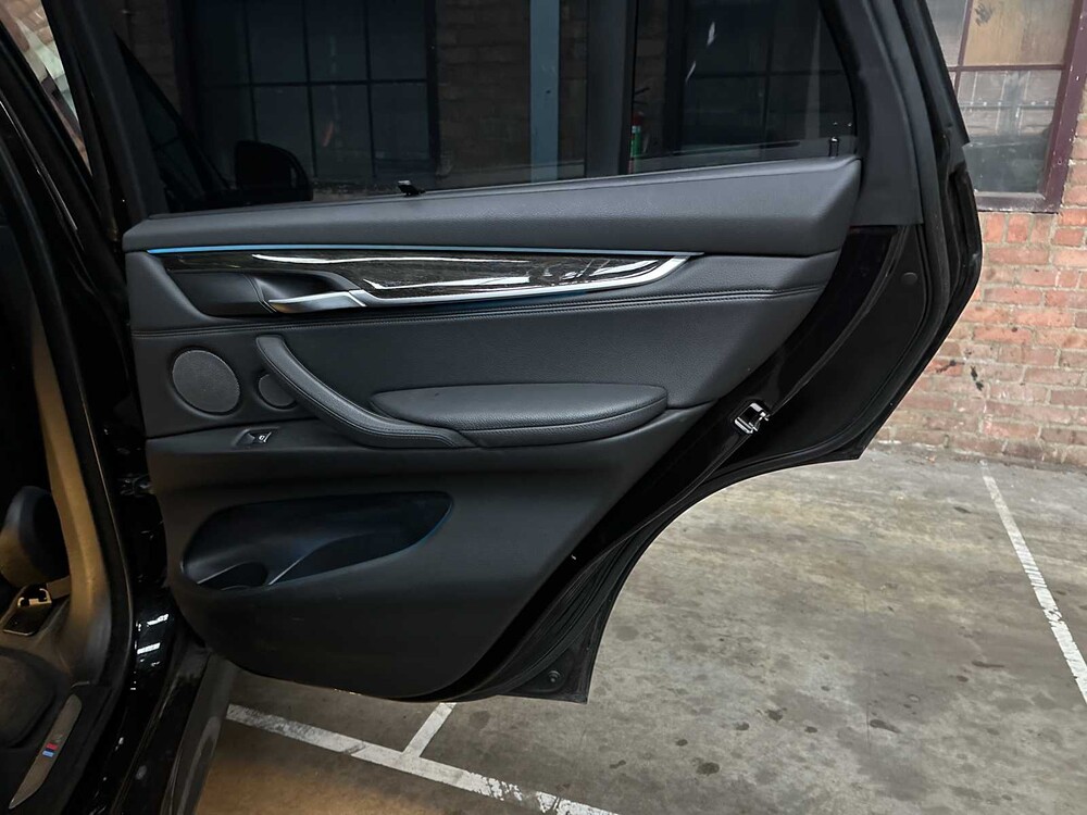 BMW X5 xDrive50i High Executive 4.4 V8 449hp 2015, J-245-HD