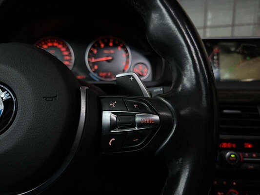 BMW X5 xDrive50i High Executive 4.4 V8 449pk 2015, J-245-HD