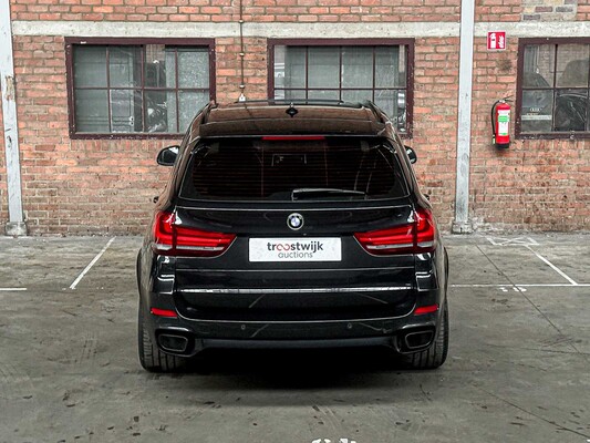 BMW X5 xDrive50i High Executive 4.4 V8 449pk 2015, J-245-HD