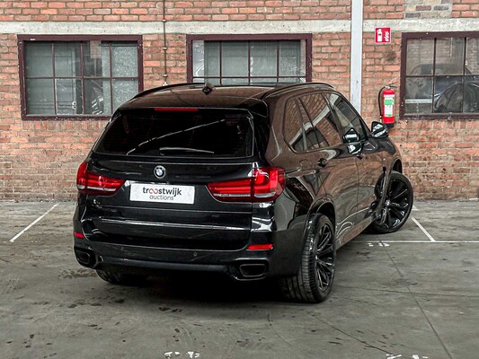 BMW X5 xDrive50i High Executive 4.4 V8 449pk 2015, J-245-HD
