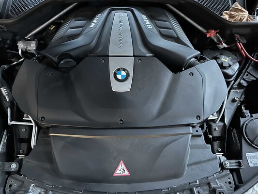 BMW X5 xDrive50i High Executive 4.4 V8 449pk 2015, J-245-HD