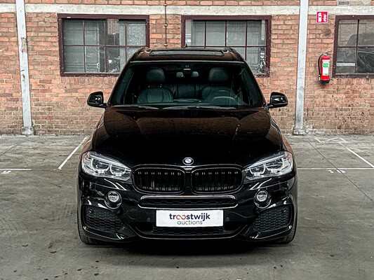 BMW X5 xDrive50i High Executive 4.4 V8 449pk 2015, J-245-HD