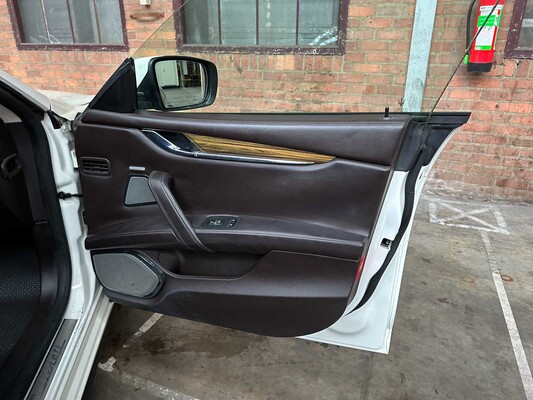 Maserati Quattroporte GT S 3.8 V8 530PK 2013