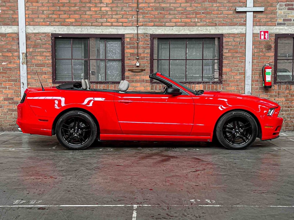 Ford Mustang 3,7 V6 310 PS 2014