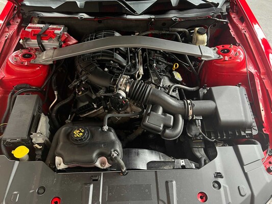 Ford Mustang 3,7 V6 310 PS 2014