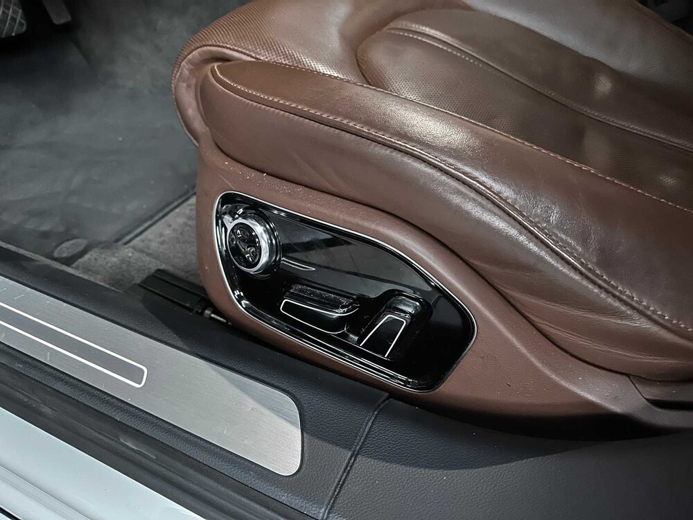 Audi A8 4.2 FSI V8 Quattro 372 PS 2011