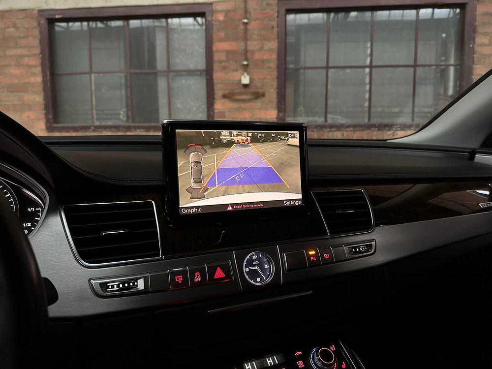 Audi A8 4.2 FSI V8 Quattro 372 PS 2011