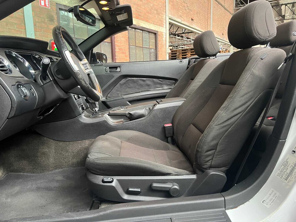 Ford Mustang Cabriolet 3,7 V6 305 PS 2014