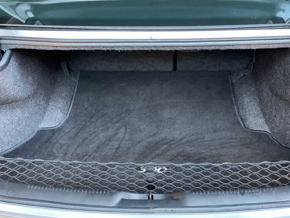 Chrysler 300C LD HEMI Facelift 5,7 V8 367 PS 2014