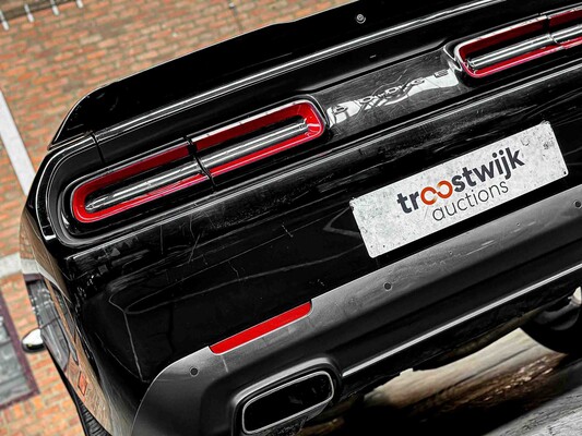 Dodge Challenger SXT PLUS 3,6 V6 305 PS 2015