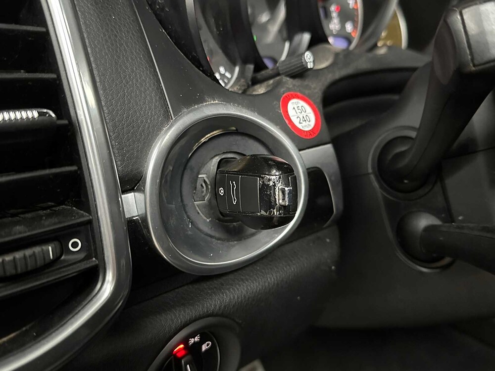 Porsche Cayenne 4.8 V8 S 405hp 2013